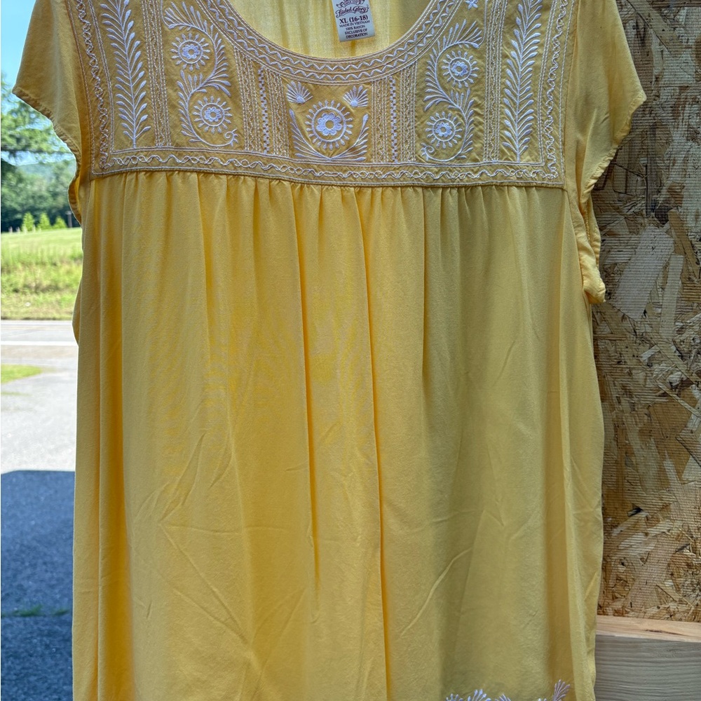 Faded Glory Yellow Cap Sleeve Embellished Blouse